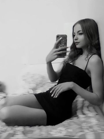 Юна